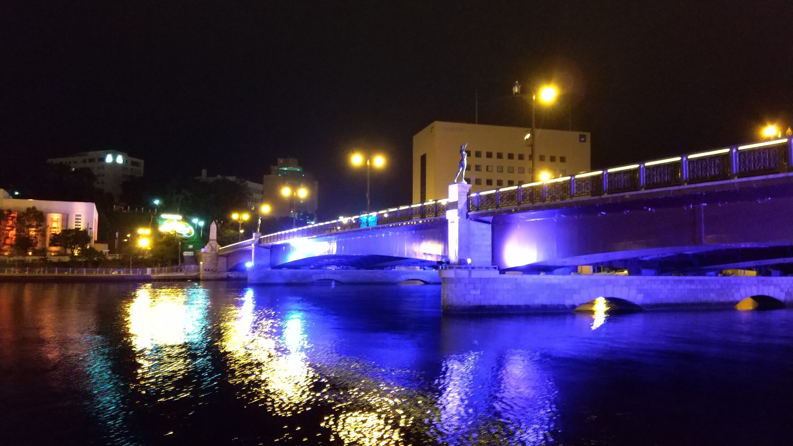 夜の幣舞橋